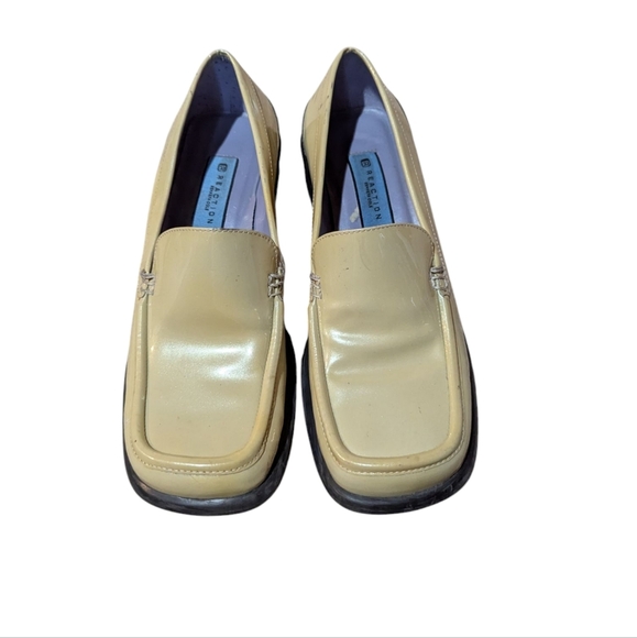 Y2K Kenneth Cole Reaction Lofia Loafer 6.5 Butter Yellow Chunky Square Toe Retro - Picture 8 of 10